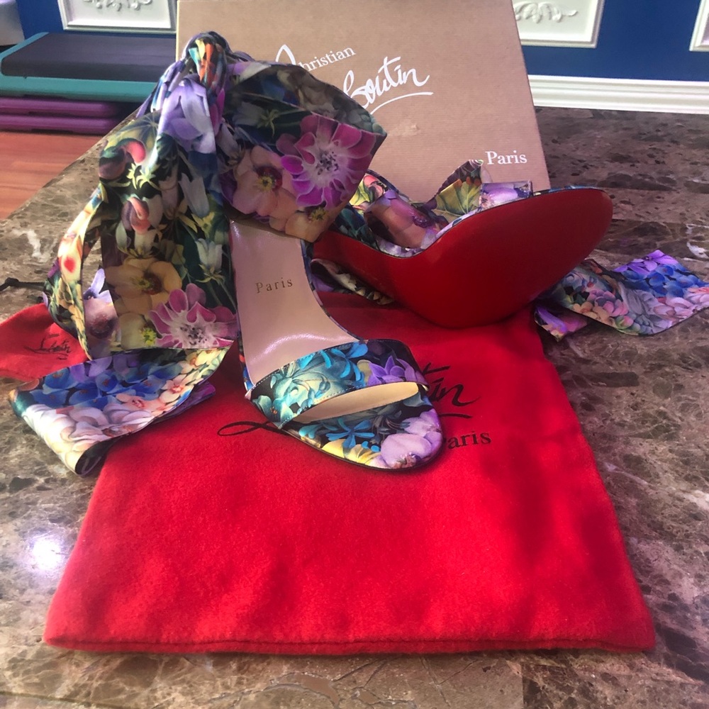 *NEW* Sandale Du Desert (Size 39)